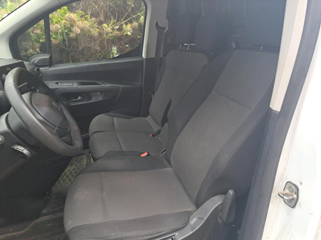 Peugeot PARTNER FOURGON STANDARD 650 KG BLUEHDI 100 S&S BVM5 PREMIUM 2020