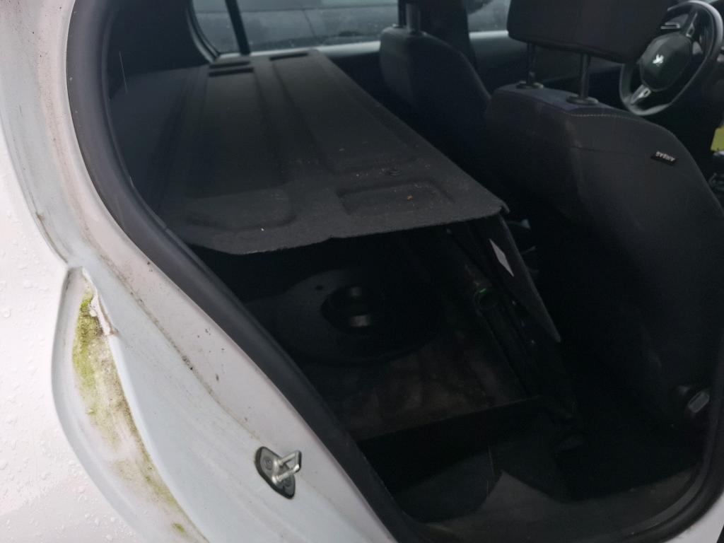 Peugeot 208 BLUEHDI 100 S&S BVM6 PREMIUM 2022