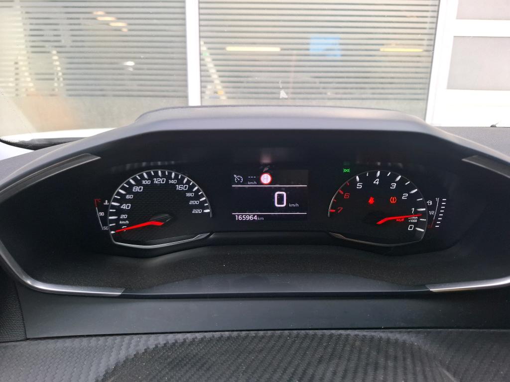 Peugeot 2008 BlueHDi 110 S&S BVM6 Active Pack 2022