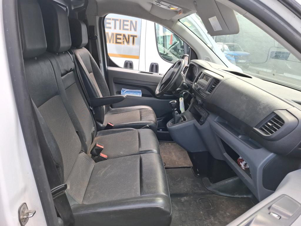 Peugeot EXPERT FGN TOLE STANDARD 2.0 BLUEHDI 120 S&S BVM6 PREMIUM 2020