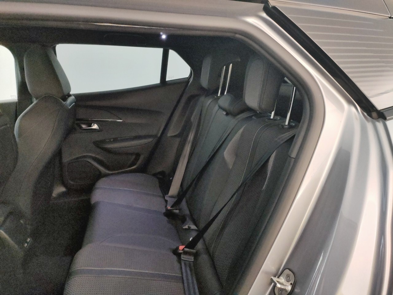 Peugeot 2008 PureTech 130 S&S EAT8 GT 2023