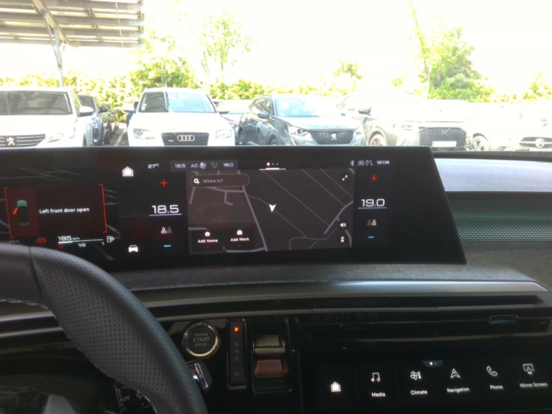 Peugeot 3008 Hybrid 136 e-DCS6 GT 2025