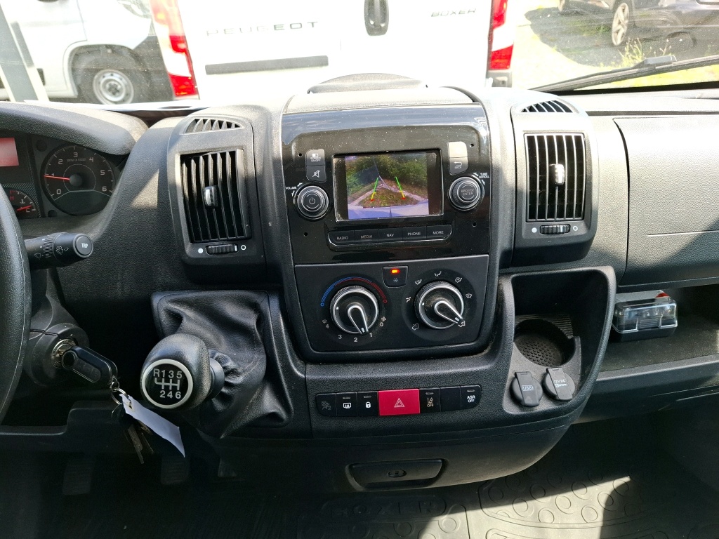 Peugeot BOXER TOLE 335 L2H2 BLUEHDI 120 S&S ASPHALT 2021