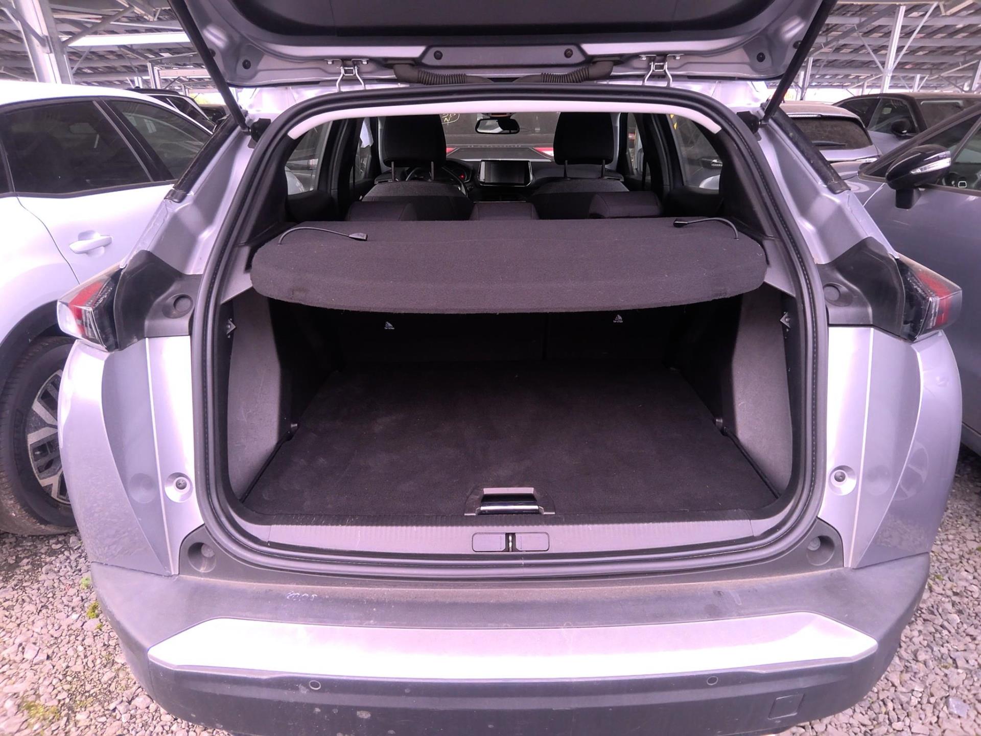 Peugeot 2008 PureTech 130 S&S EAT8 Active Pack 2022
