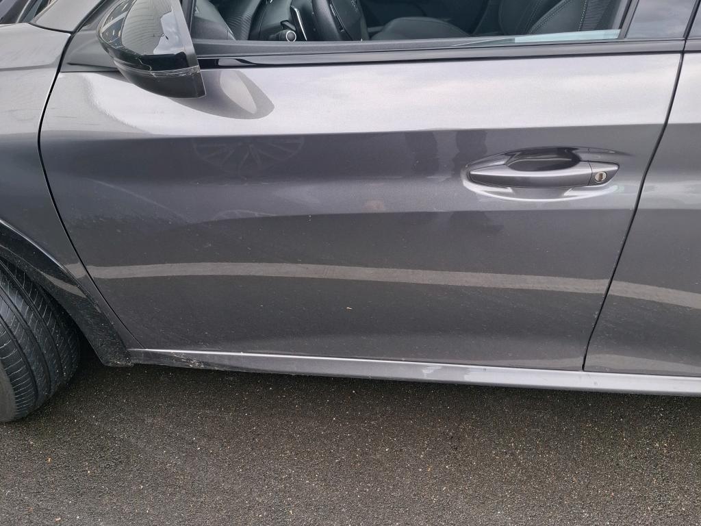 Peugeot 208 PureTech 100 S&S EAT8 GT 2022