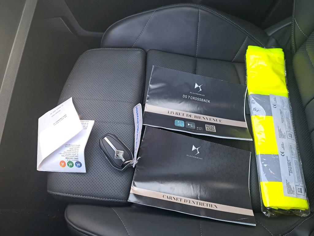 DS DS7 Crossback Hybride E-Tense 300 EAT8 4x4 Louvre 2022