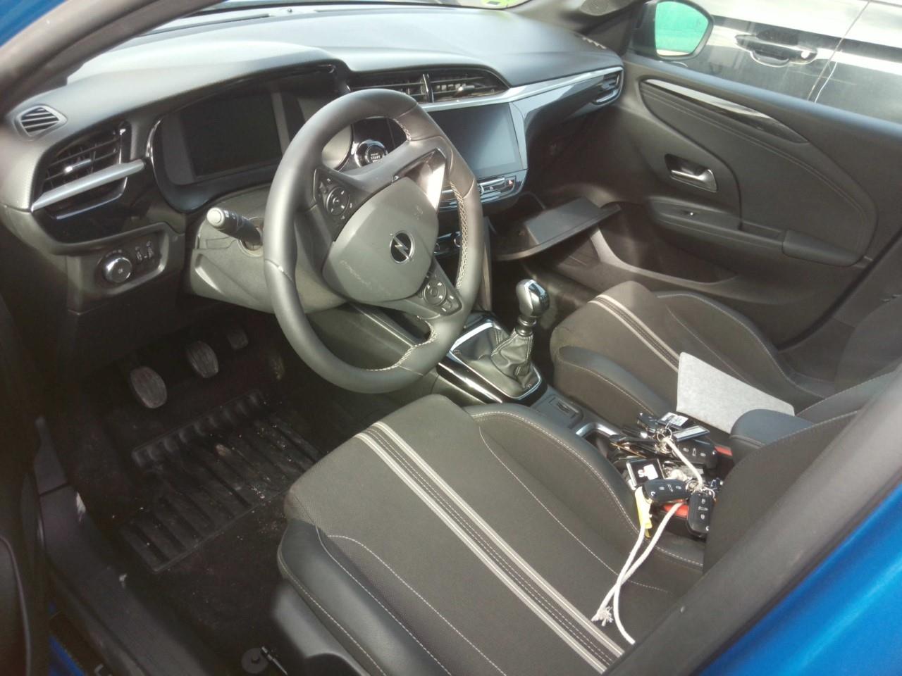 Foto Opel Corsa 11