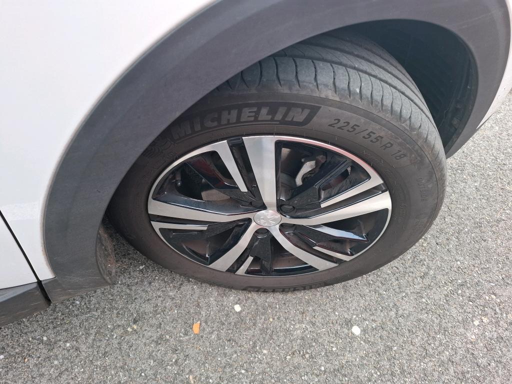 Peugeot 3008 PureTech 130ch S&S EAT8 GT 2023