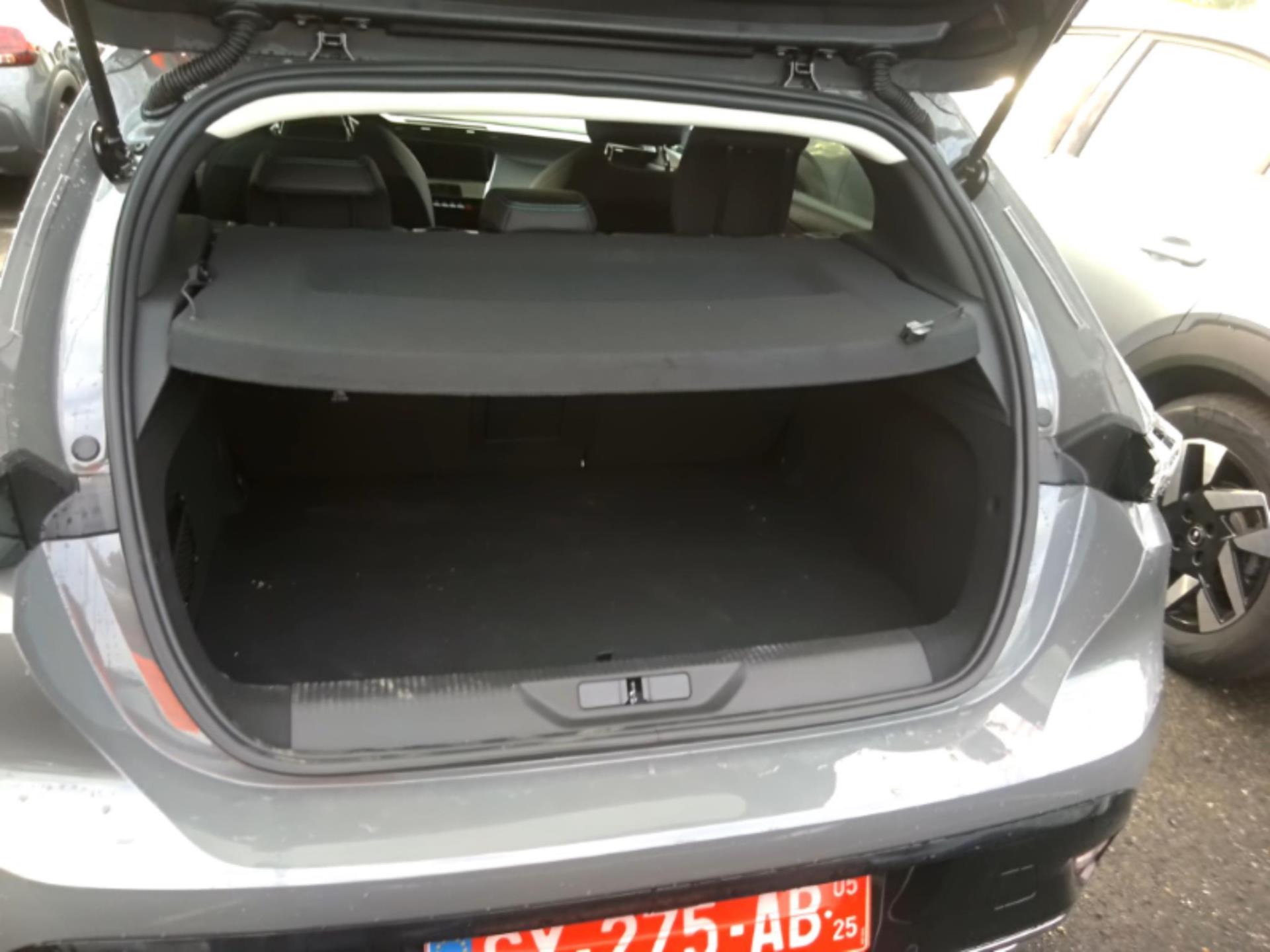 Peugeot 308 PHEV 180 e-EAT8 Allure 2024