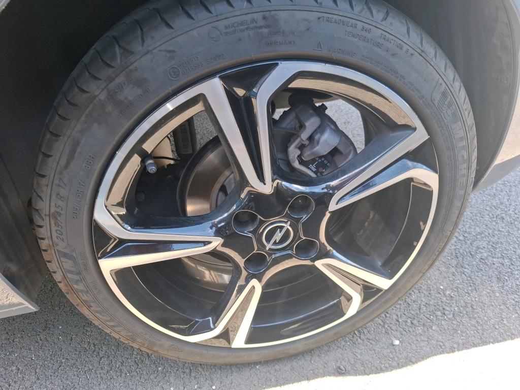 Opel Corsa 1.2 Turbo Hybrid 136 ch e-DCT6 GS 2024