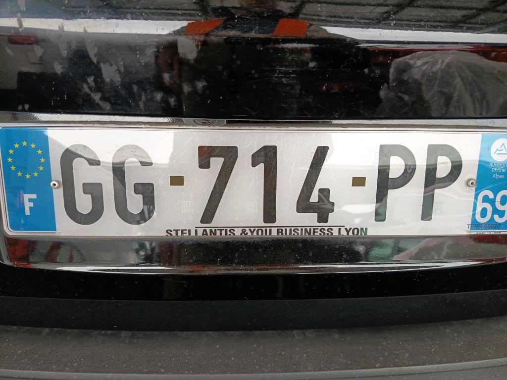 Peugeot 3008 BlueHDi 130ch S&S EAT8 Active Pack 2022