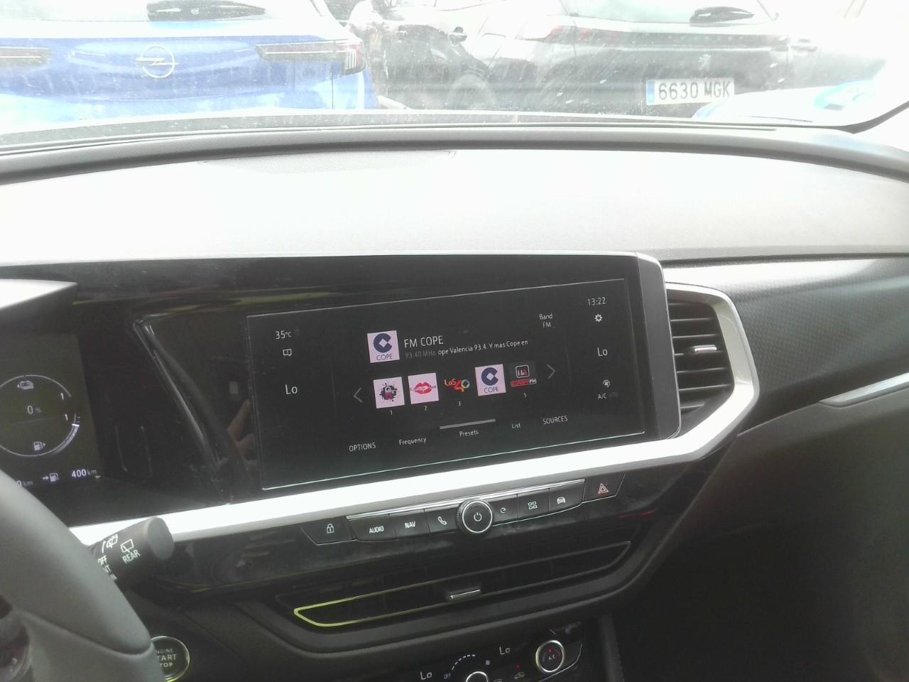 Foto Opel Grandland PHEV 10