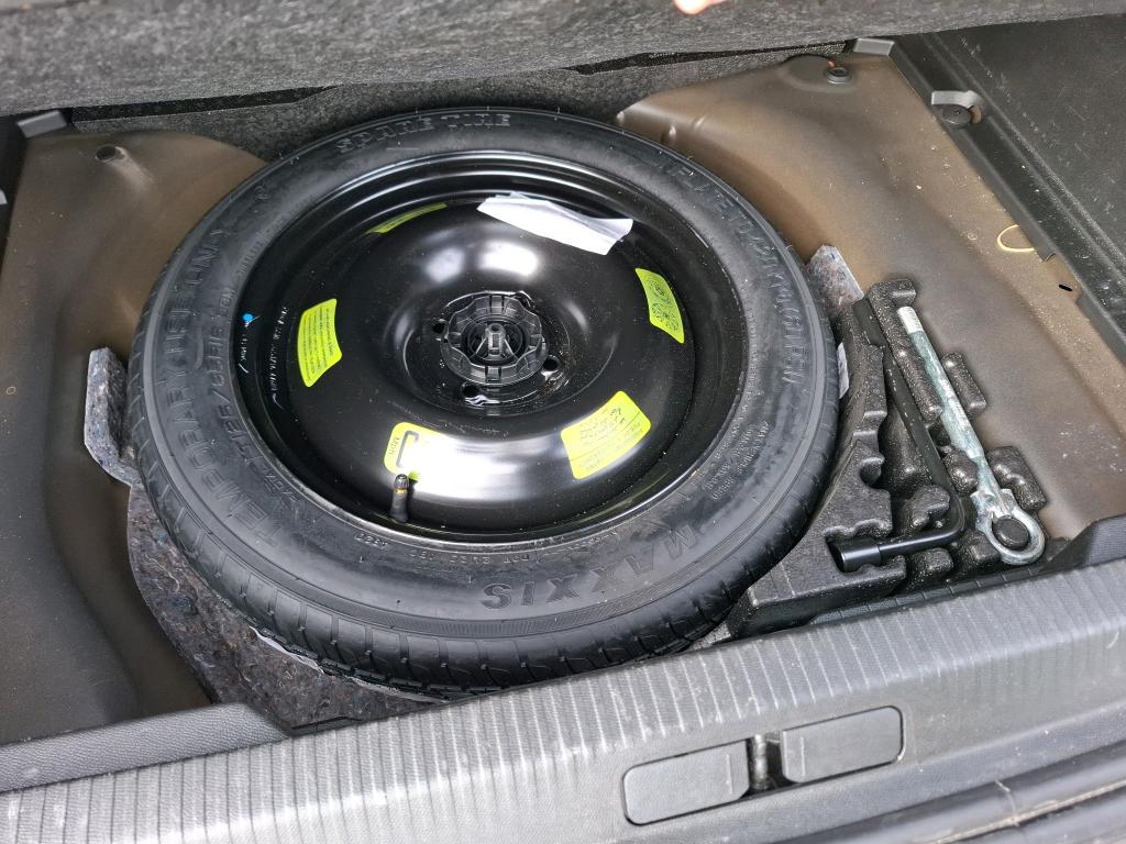 Peugeot 2008 BlueHDi 130 S&S EAT8 Allure Pack 2021