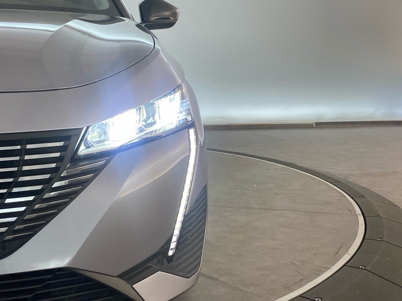 Peugeot 308 Hybrid 136 e-DCS6 Allure 2024