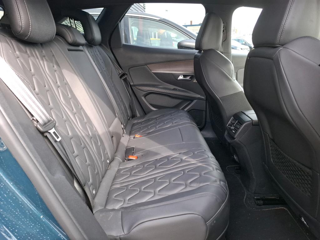 Peugeot 3008 Hybrid4 300 e-EAT8 GT Pack 2021