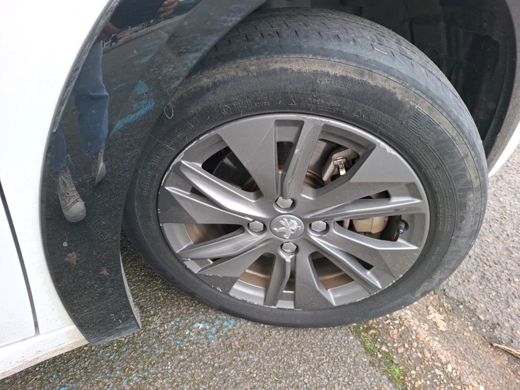 Peugeot 208 Electrique 50 kWh 136ch Style 2024