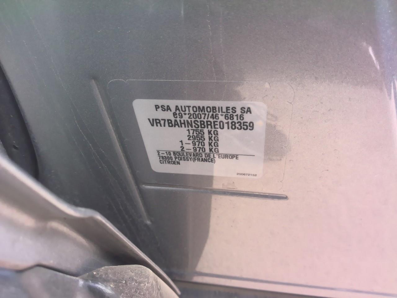 Foto Citroën C4 X 6