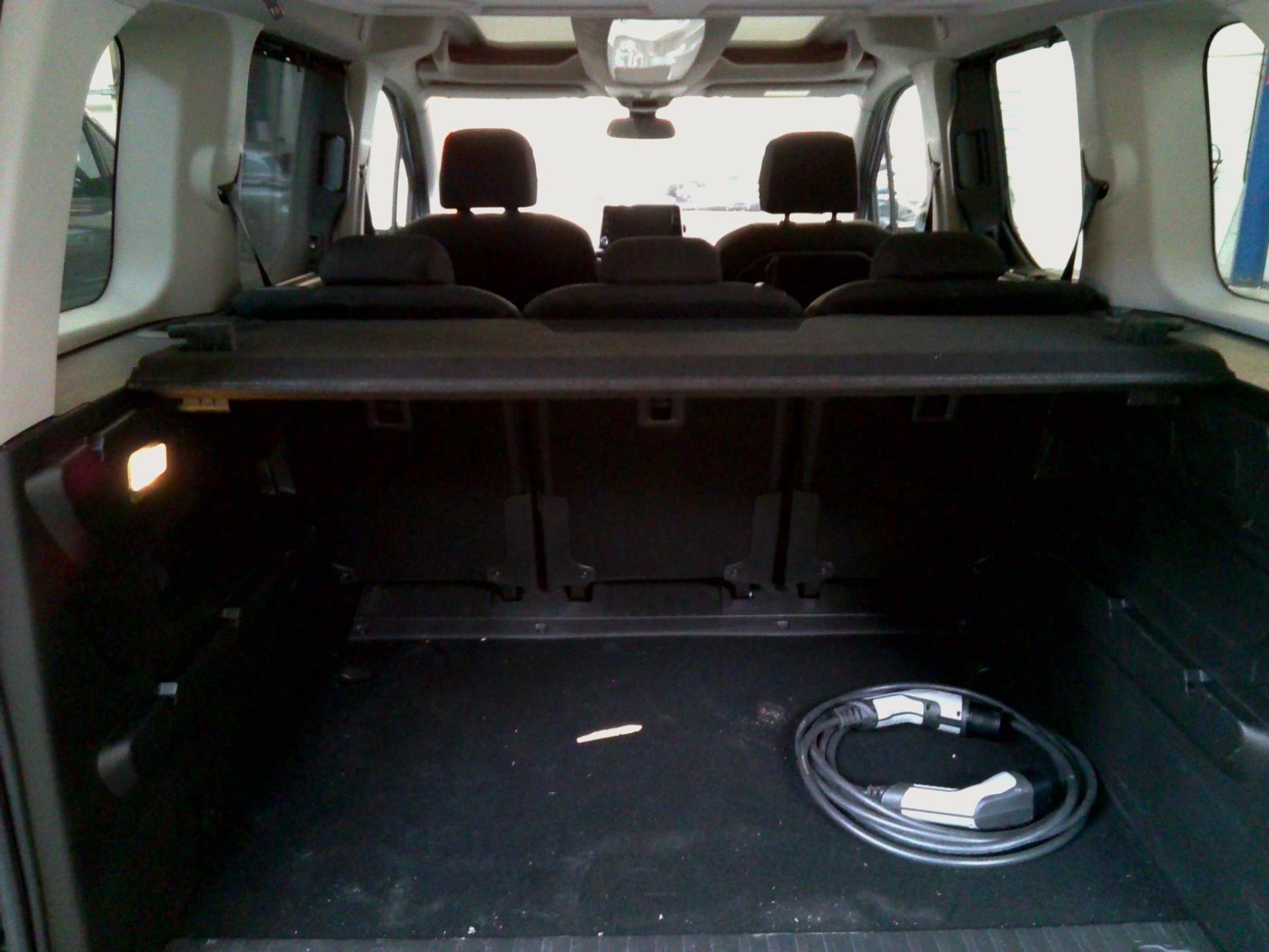 Citroen e-Berlingo Taille M 136 ch 100 kWh Automatique Shine 2021