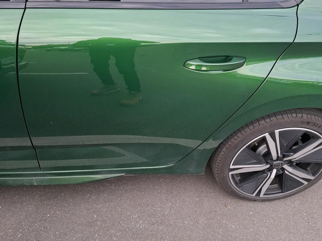 Peugeot 308 Hybrid 136 e-DCS6 GT 2024