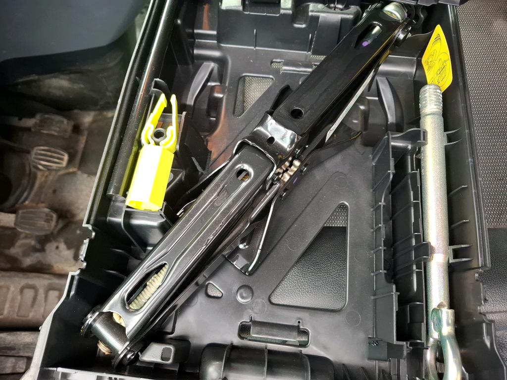 Peugeot EXPERT FGN TOLE STANDARD 1.5 BLUEHDI 120 S&S BVM6 PREMIUM 2021