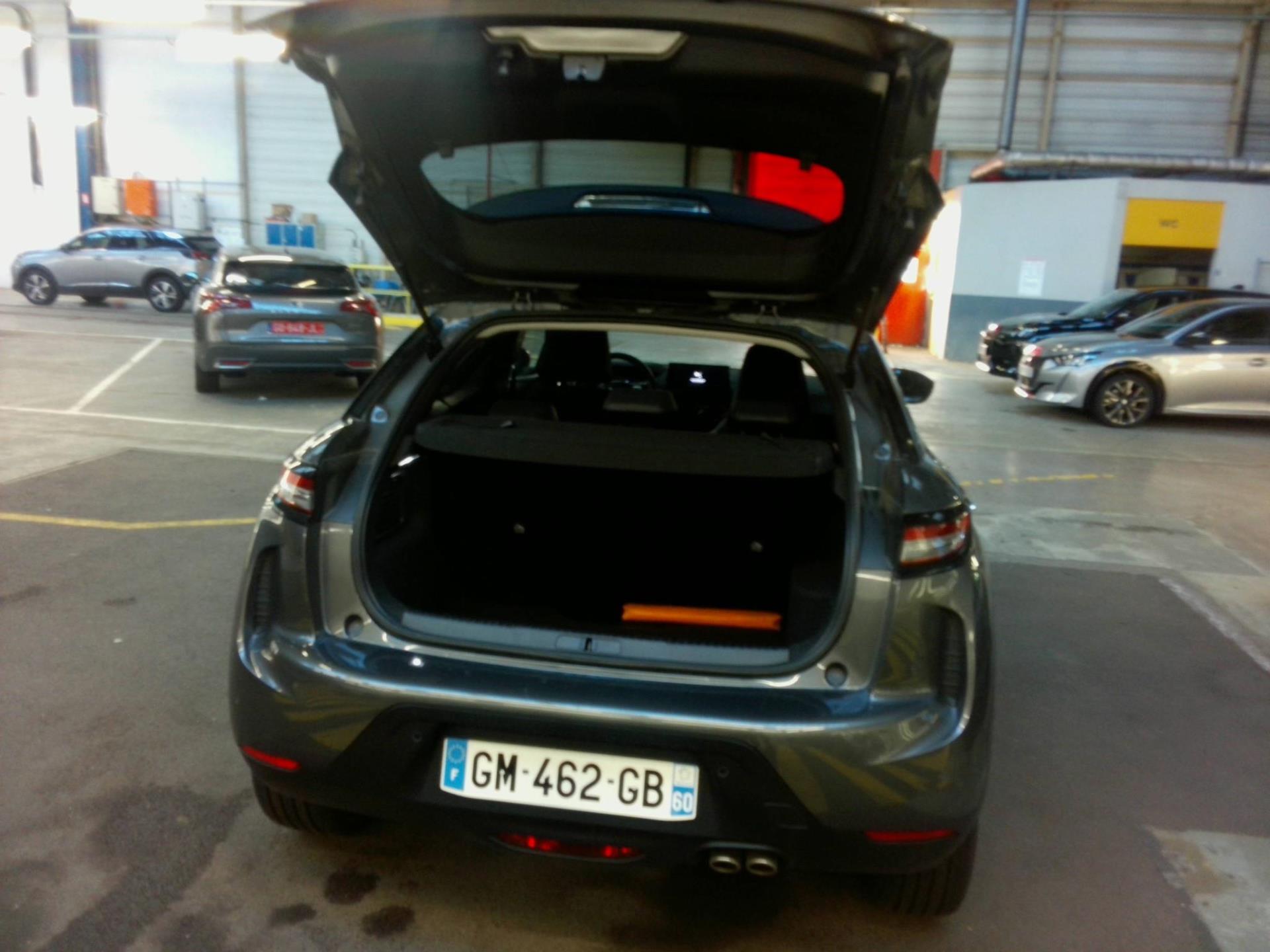 DS DS3 Crossback PureTech 130 EAT8 Rivoli 2023