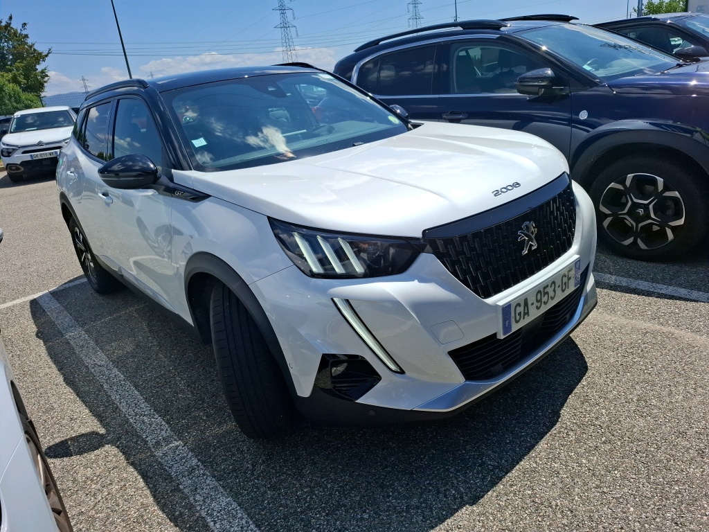 Peugeot 2008 BlueHDi 130 S&S EAT8 GT 2021