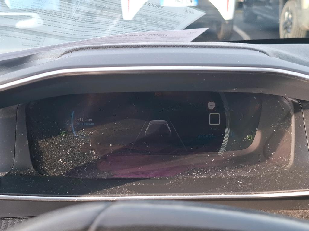 Peugeot 208 BlueHDi 100 S&S BVM6 Allure Business 2021