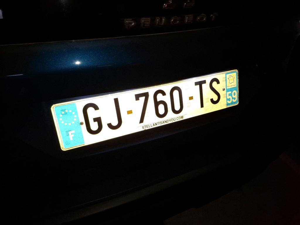 Peugeot 3008 BlueHDi 130ch S&S EAT8 Active Pack 2022