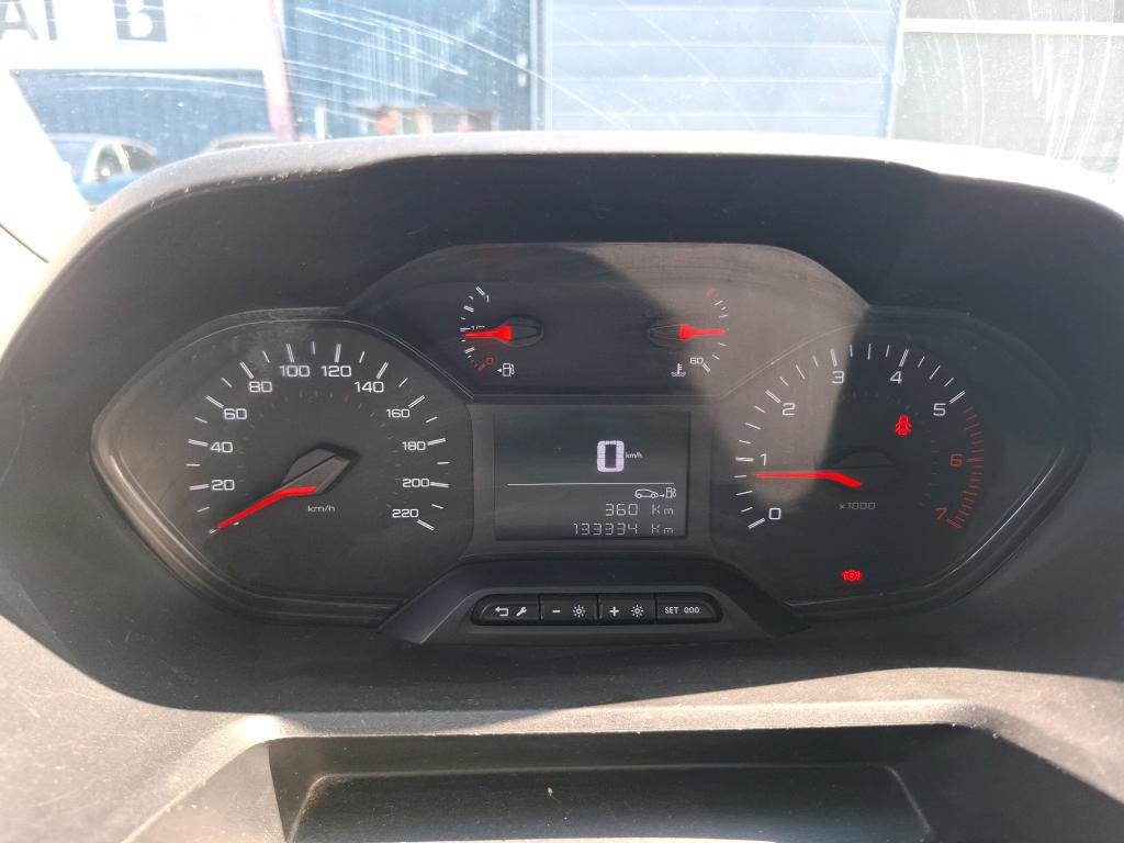 Peugeot PARTNER FOURGON STANDARD 650 KG BLUEHDI 100 S&S BVM5 PREMIUM 2019