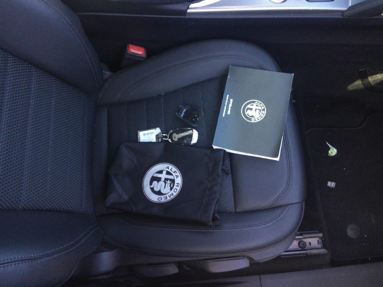 Foto Alfa Romeo Stelvio 7