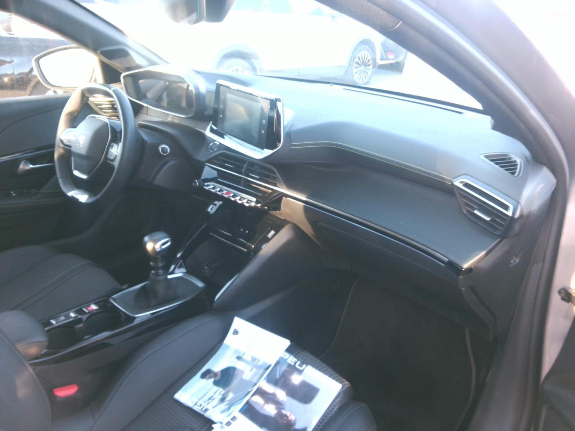 Peugeot 208 PureTech 100 S&S BVM6 GT 2023
