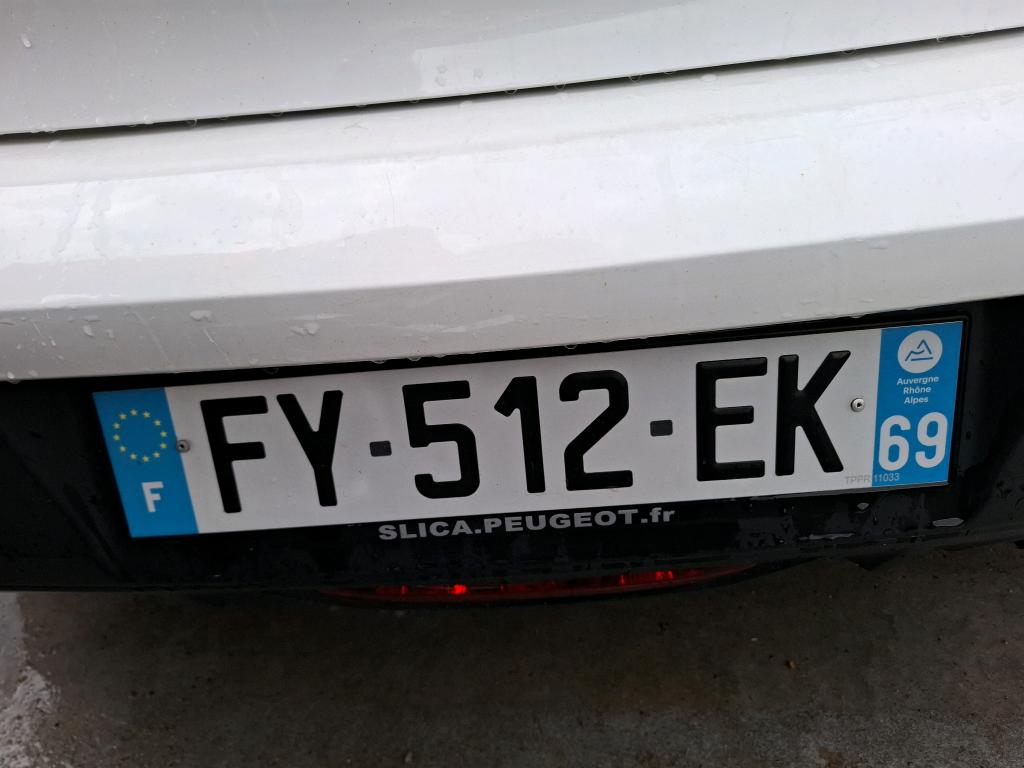 Peugeot 208 BLUEHDI 100 S&S BVM6 PREMIUM PACK 2021