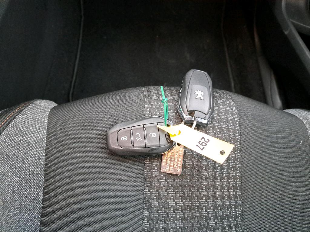 Peugeot 1PP7CM 