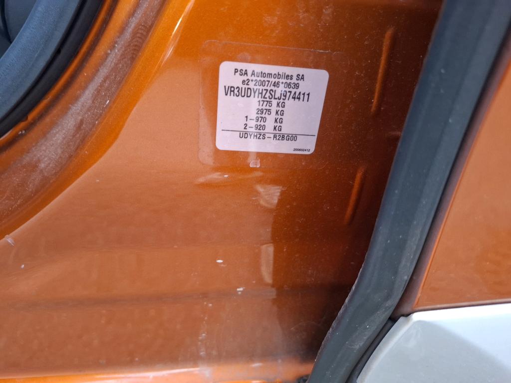 Peugeot 2008 BlueHDi 130 S&S EAT8 Allure 2021