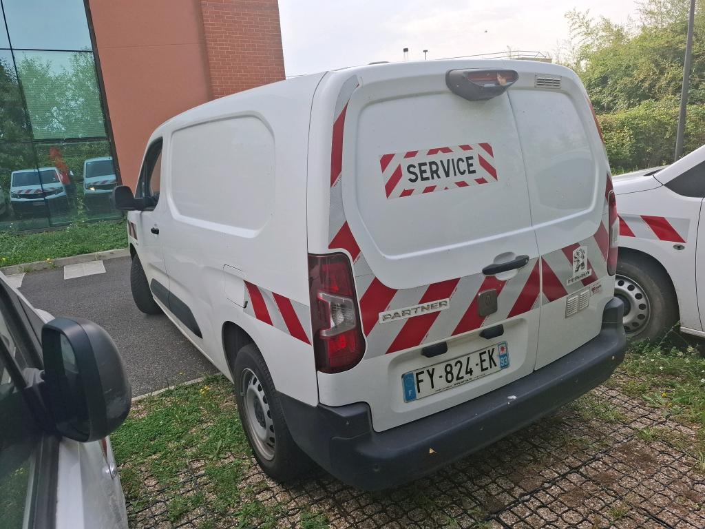 Peugeot PARTNER FOURGON LONG 950 KG BLUEHDI 130 S&S EAT8 ASPHALT 2021