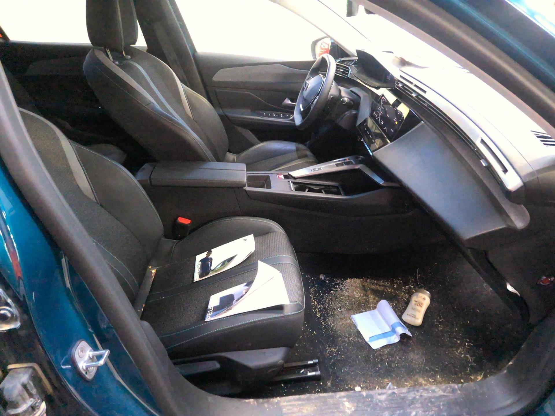 Peugeot 308 Hybrid 145 e-DCS6 Allure 2025