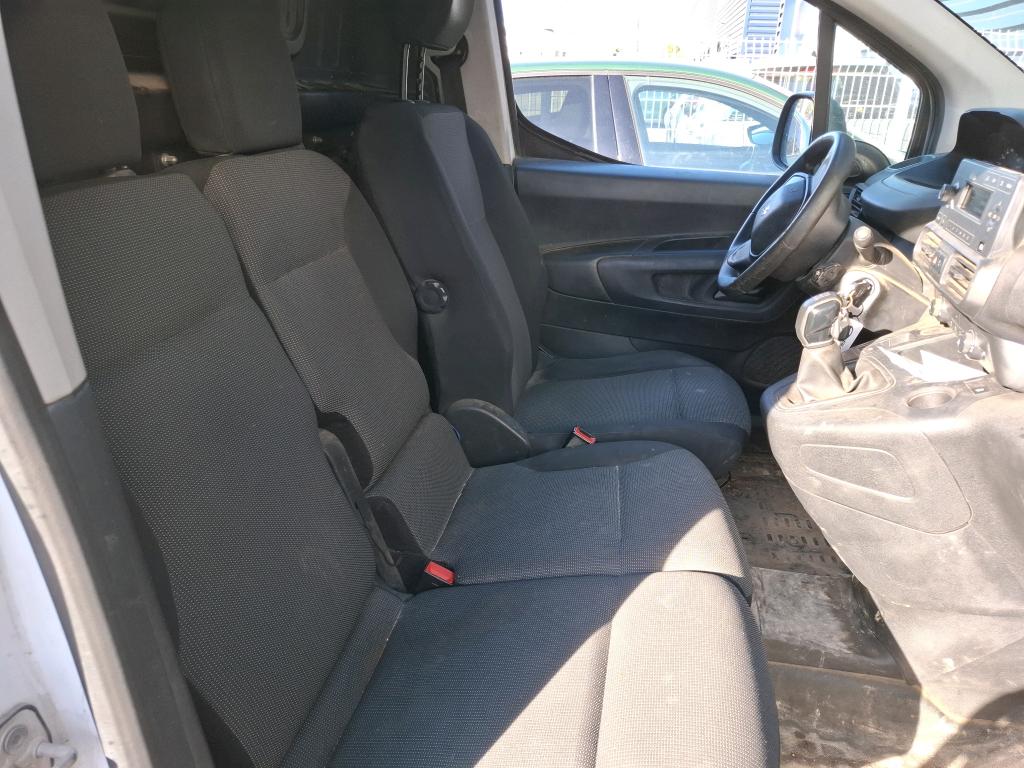 Peugeot PARTNER FOURGON STANDARD 650 KG BLUEHDI 100 S&S BVM5 PREMIUM 2021