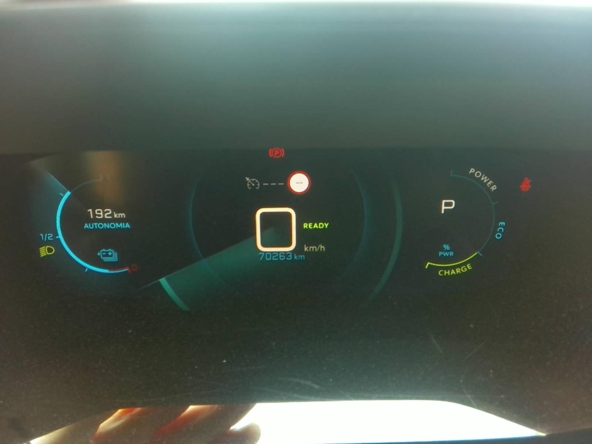 Peugeot 2008 Moteur électrique 136 ch Allure Pack 2021