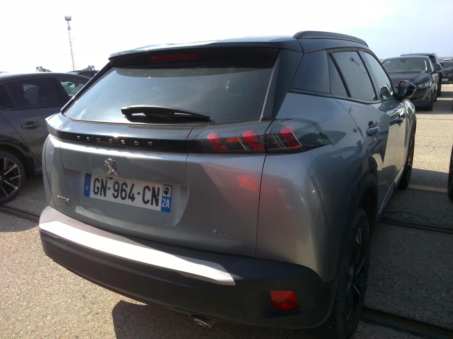 Peugeot 2008 BlueHDi 130 S&S EAT8 GT 2023