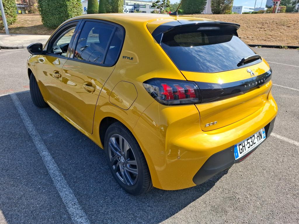 Peugeot 208 PureTech 100 S&S BVM6 Style 2022