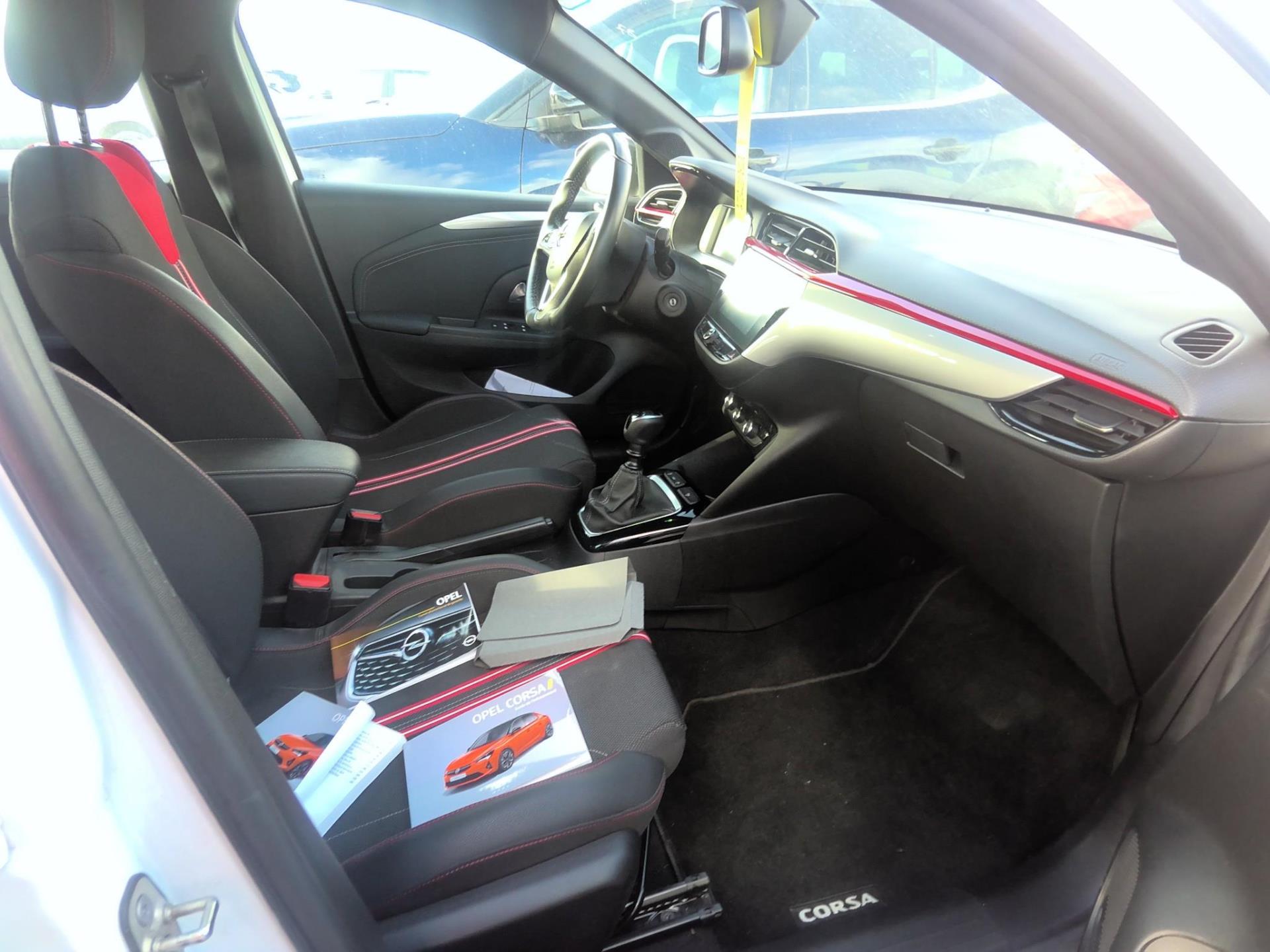 Opel Corsa 1.2 Turbo 100 ch BVM6 GS Line 2021