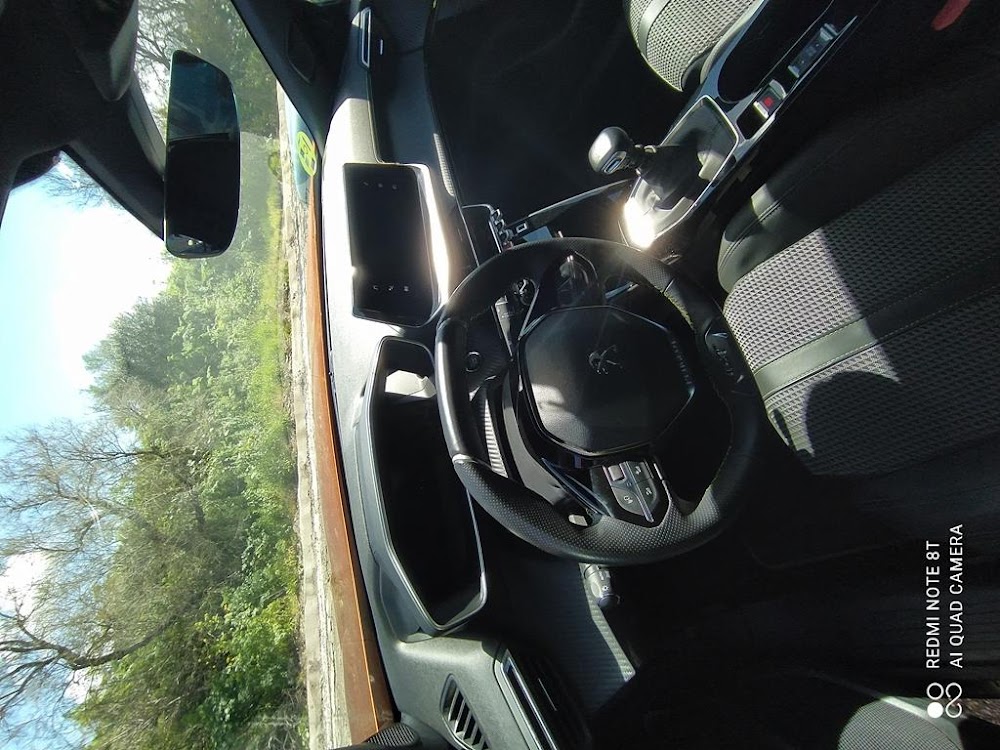 Foto Peugeot 2008 10