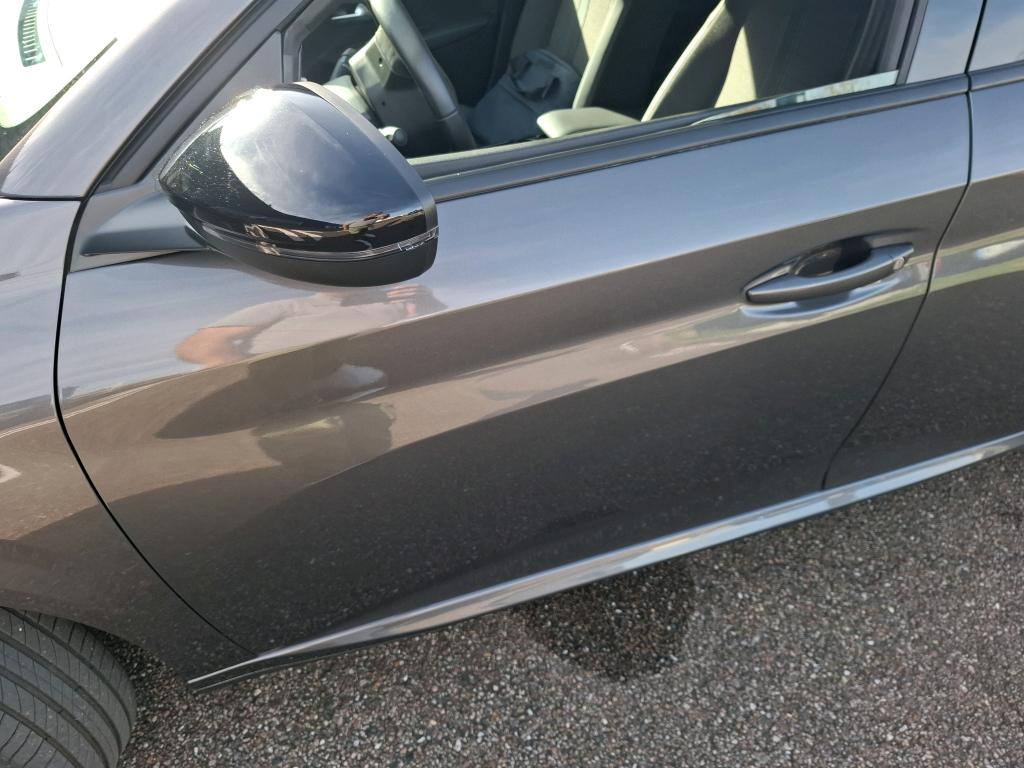 Peugeot 208 PureTech 100 S&S BVM6 Allure 2022