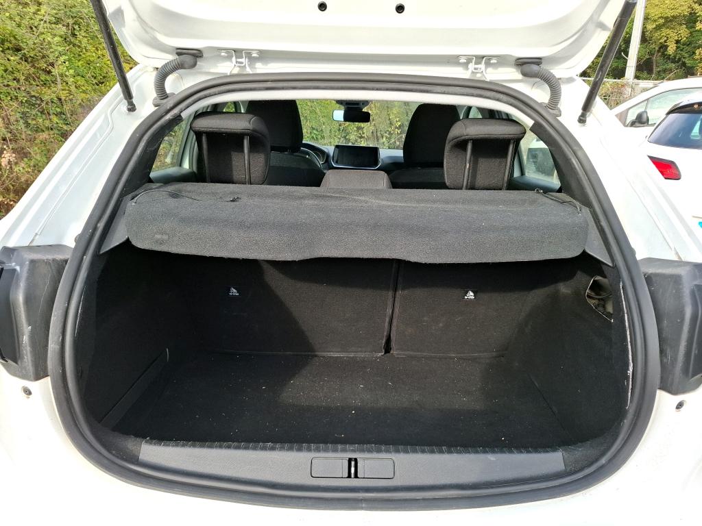 Peugeot 208 BlueHDi 100 S&S BVM6 Active 2022