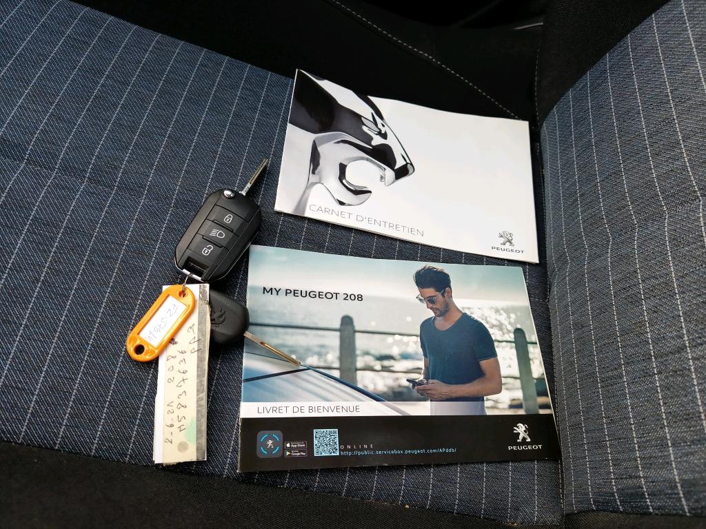 Peugeot 208 BLUEHDI 100 S&S BVM6 PREMIUM 2021