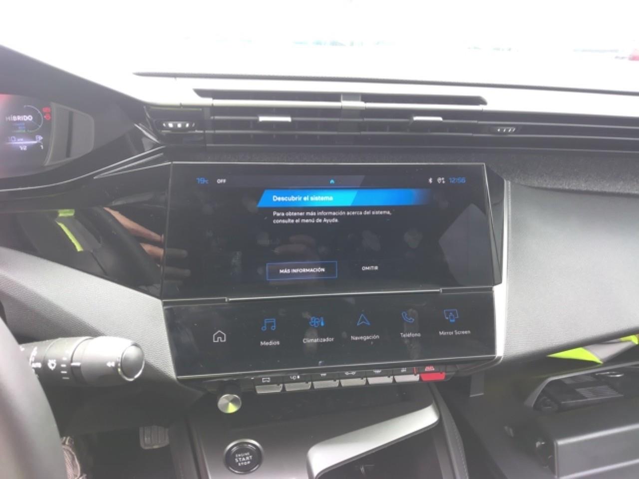 Foto Peugeot 408 17