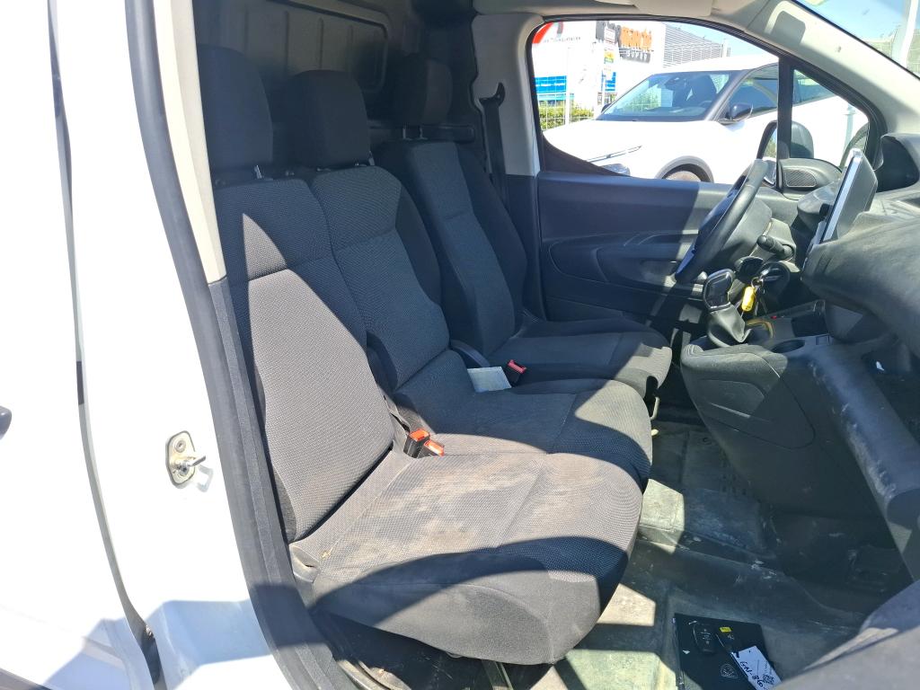 Peugeot PARTNER FOURGON STANDARD 650 KG BLUEHDI 100 S&S BVM5 PREMIUM 2021