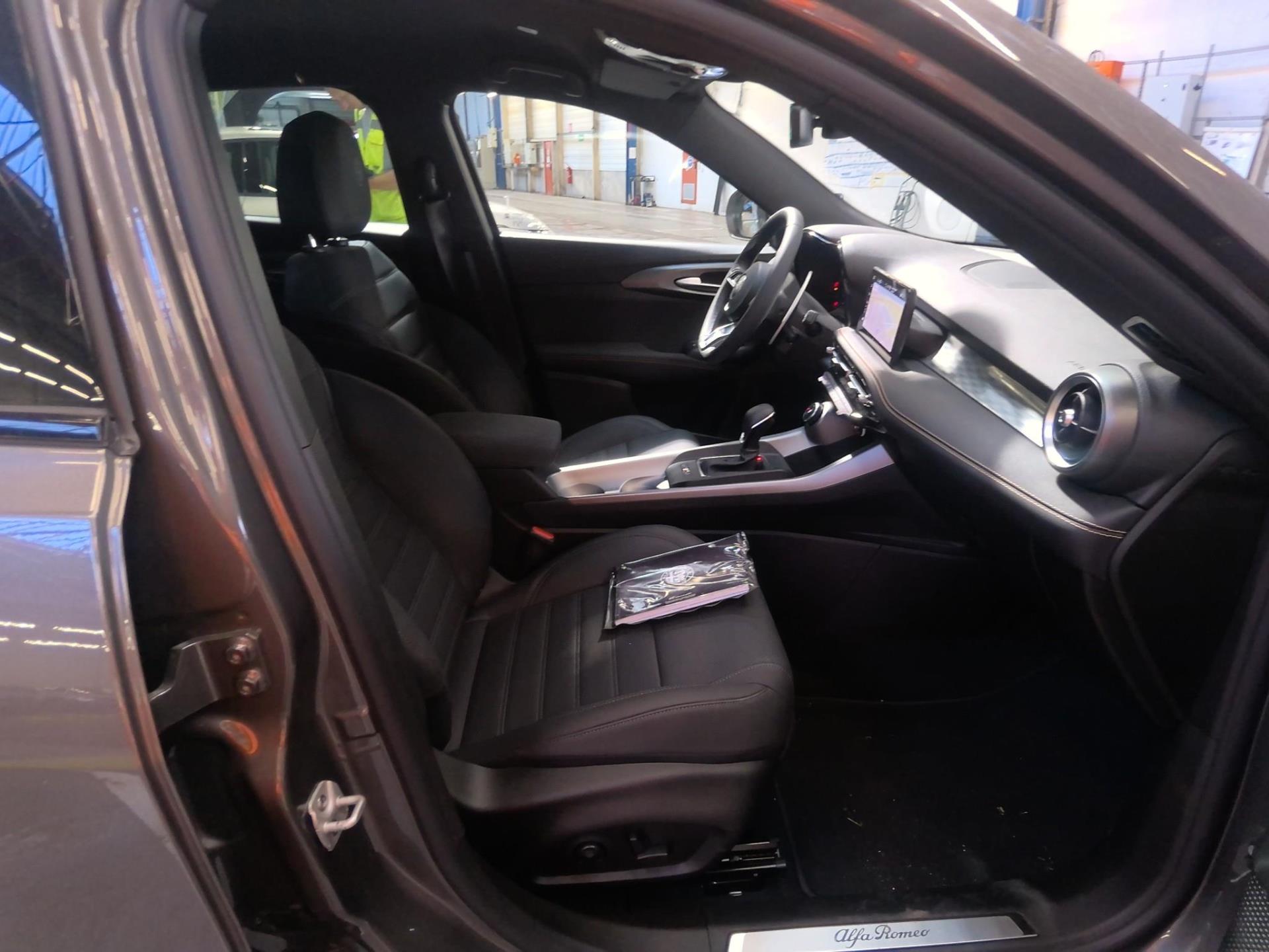 ALFA ROMEO Tonale 1.6 Multijet II 130 ch VGT TCT6 Veloce 2024