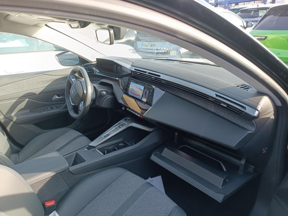 Foto Peugeot 408 13
