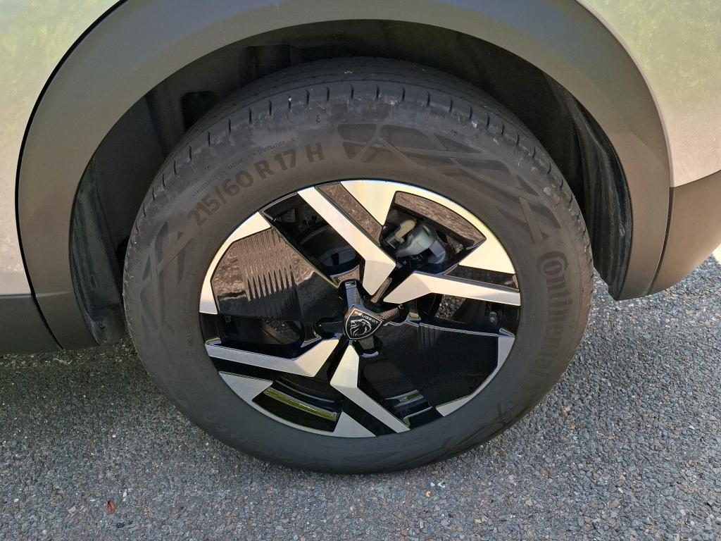 Peugeot 2008 Hybrid 136 e-DCS6 Allure 2024